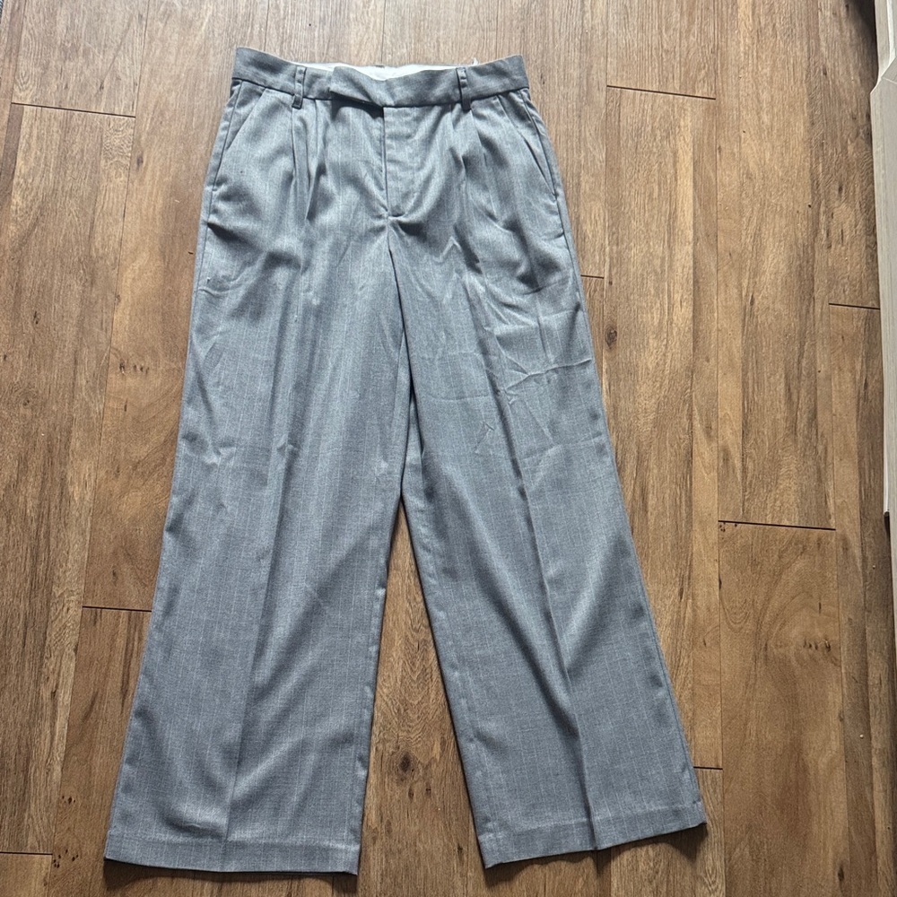 H&M woman’s Classic Gray Dress Pants
